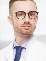 dr Jakub Miszczyk, specjalista medycyny estetycznej z kliniki Dr Szczyt - Charytonowicz